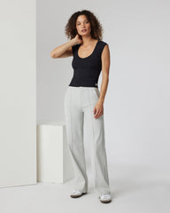 Sleeveless Cove V Neck